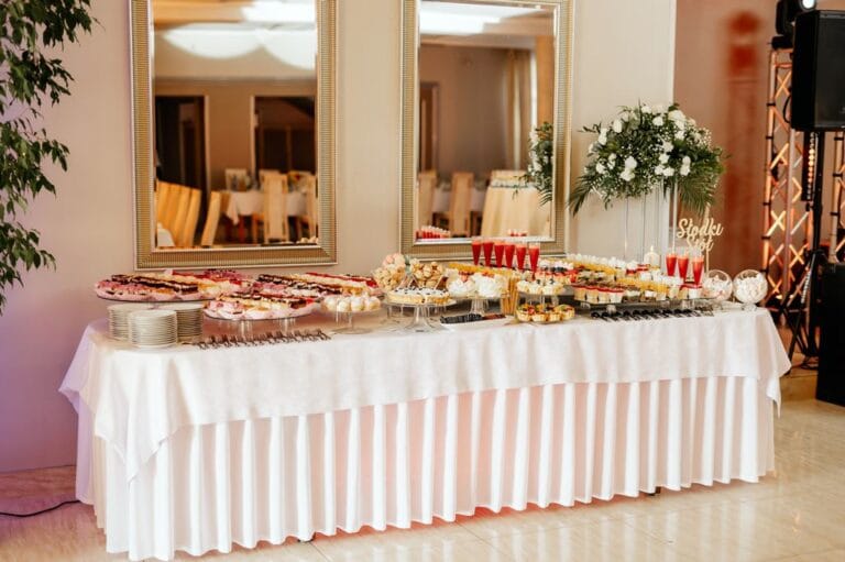 Wesela podjadek_sala bankietowa